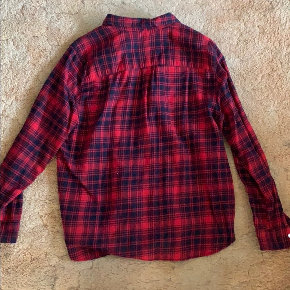 Levi’s flannel - Picture 3 of 3